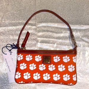 Brand new Dooney & Bourke small bag